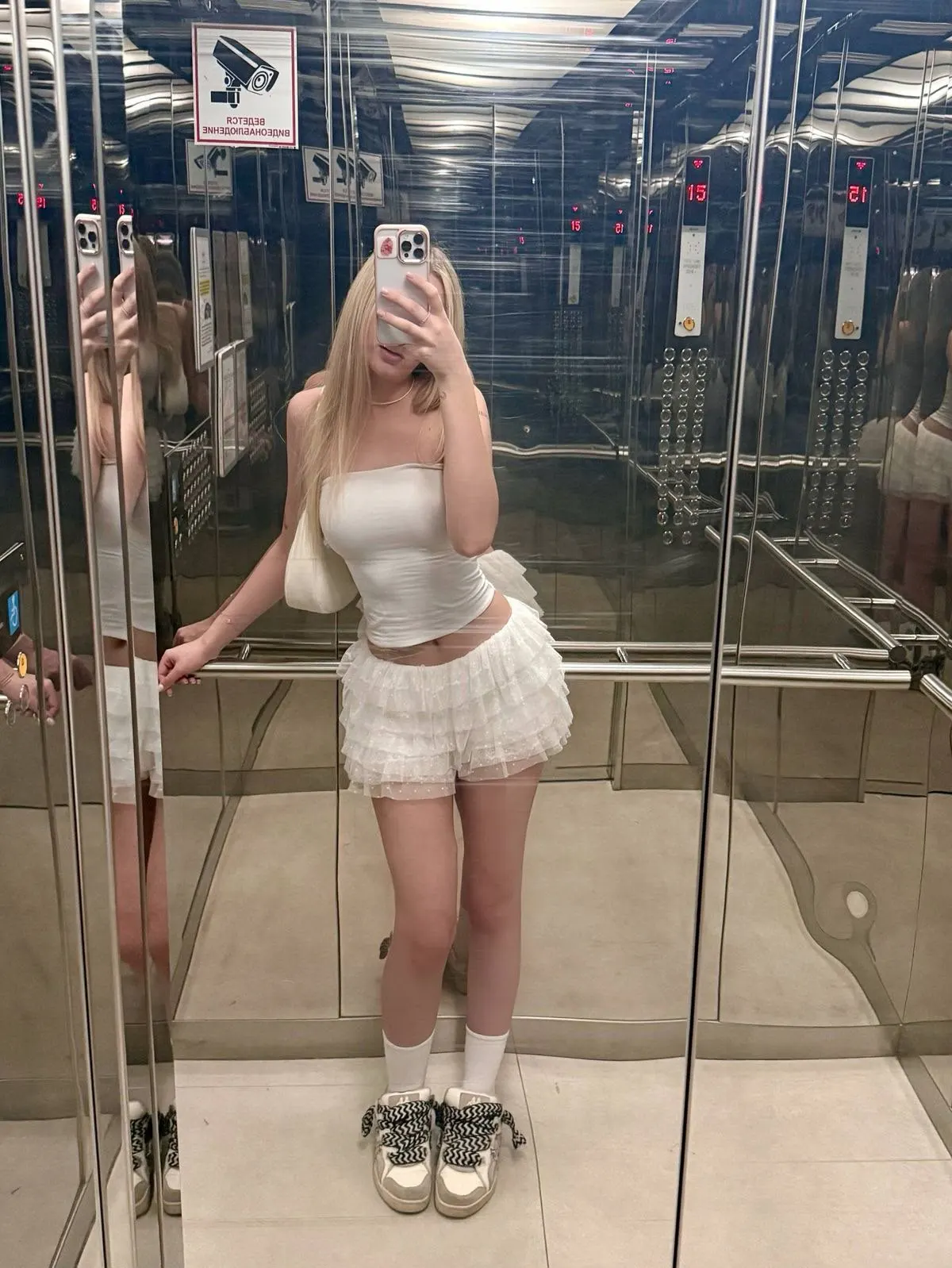 Asli Akyurt Escort